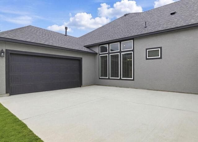 4-bedroom rental at 199 Poe Pkwy in Castroville, TX — photo 5