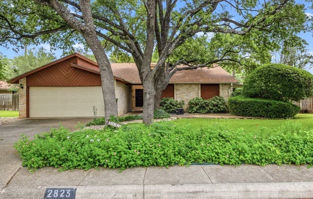 3-bedroom rental at 2823 Burnt Oak St in San Antonio, TX — photo 1