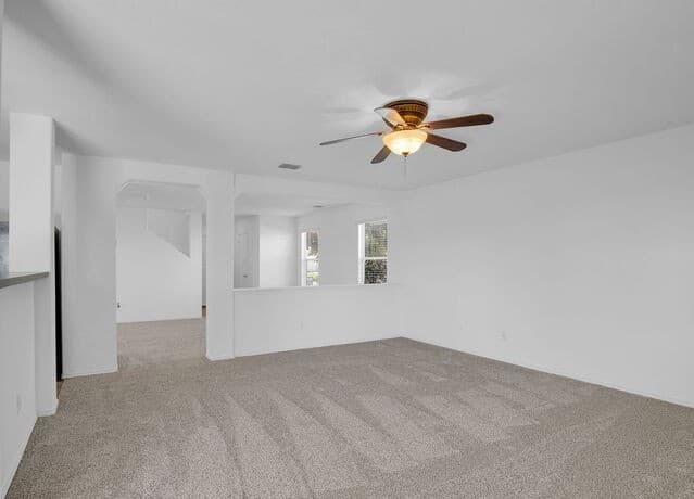 3-bedroom rental at 12115 Glendale Park in San Antonio, TX — photo 4