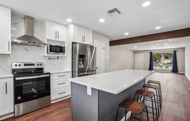 4-bedroom rental at 11935 Briarpath St in San Antonio, TX — photo 2