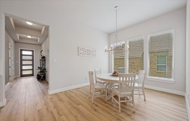 4-bedroom rental at 25222 Ahava in San Antonio, TX — photo 2