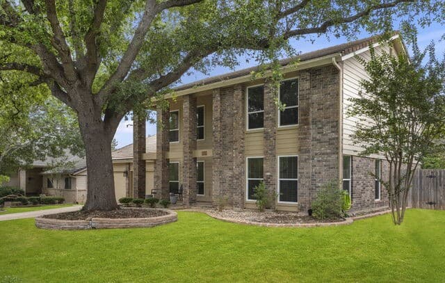 4-bedroom rental at 19915 Encino Ridge St in San Antonio, TX — photo 3