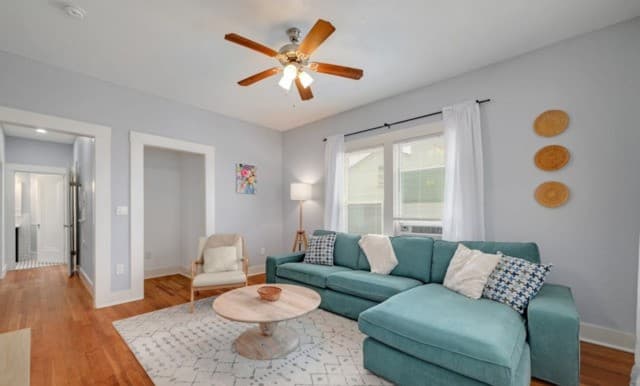 1-bedroom rental at 240 Claremont in San Antonio, TX — photo 3
