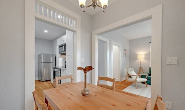 1-bedroom rental at 240 Claremont in San Antonio, TX — photo 5