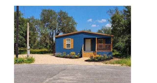 3-bedroom rental at 4938 Last Chance in Elmendorf, TX — photo 1
