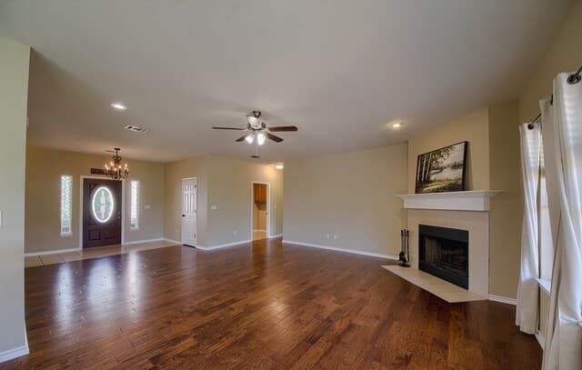 3-bedroom rental at 202 Lantana Vw in Spring Branch, TX — photo 3