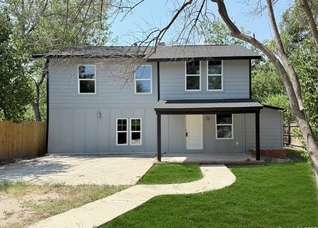 3-bedroom rental at 312 Avondale Ave. in San Antonio, TX — photo 1