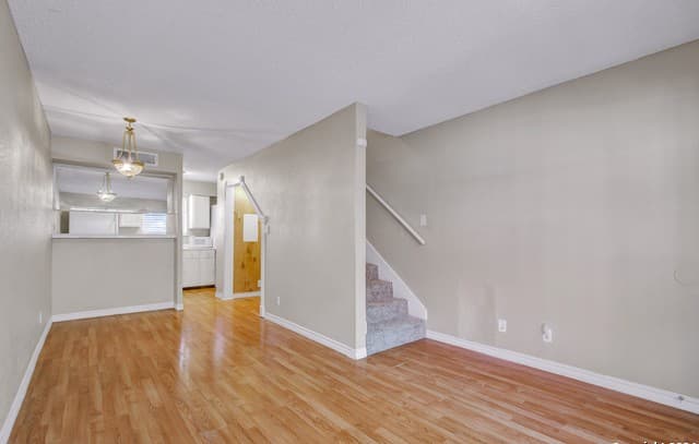 1-bedroom rental at 3243 Nacogdoches Rd Unit 412 in San Antonio, TX — photo 4
