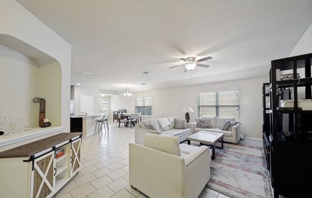 4-bedroom rental at 10518 Rhyder in San Antonio, TX — photo 5
