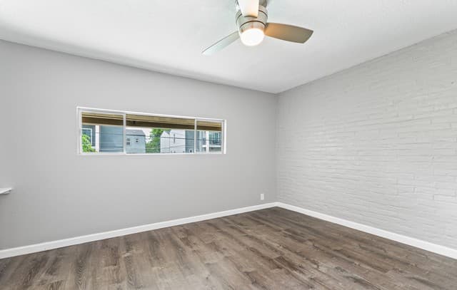 2-bedroom rental at 408 Ira Unit 9 in San Antonio, TX — photo 3