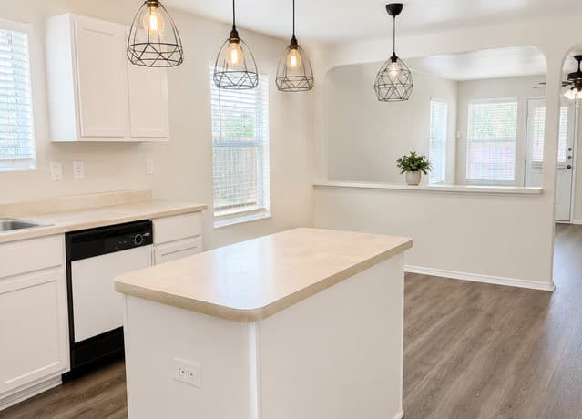 3-bedroom rental at 25702 Presidio Aly in Boerne, TX — photo 3