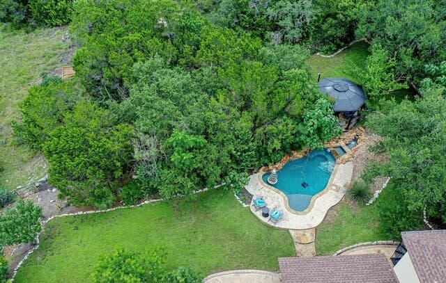 4-bedroom rental at 1935 Cambria in San Antonio, TX — photo 5