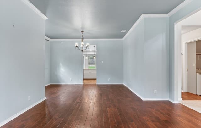 5-bedroom rental at 946 Riverstone Dr in San Antonio, TX — photo 5