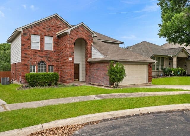 3-bedroom rental at 7307 Belmont Pl in San Antonio, TX — photo 2