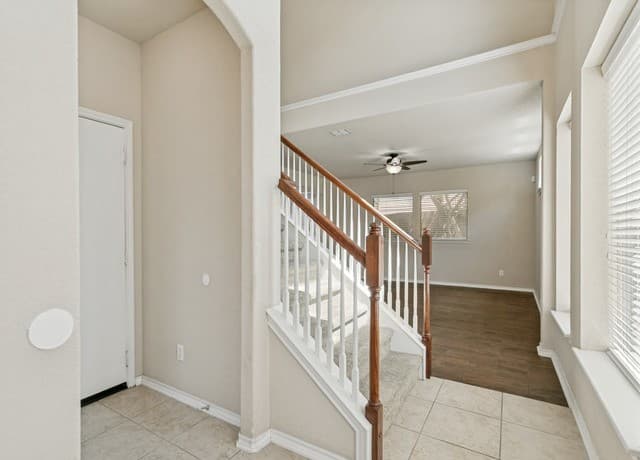 4-bedroom rental at 1227 Tweed Willow in San Antonio, TX — photo 4