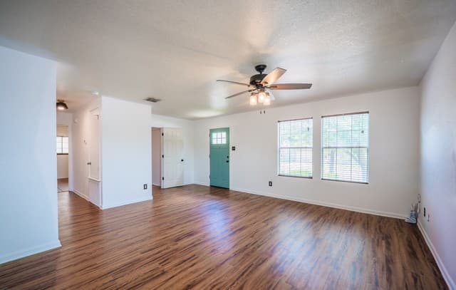 3-bedroom rental at 152 Hinge Chase in Cibolo, TX — photo 4