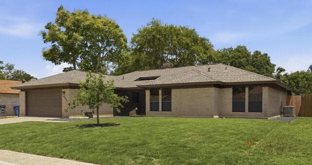 3-bedroom rental at 6333 Rustling Way in San Antonio, TX — photo 3
