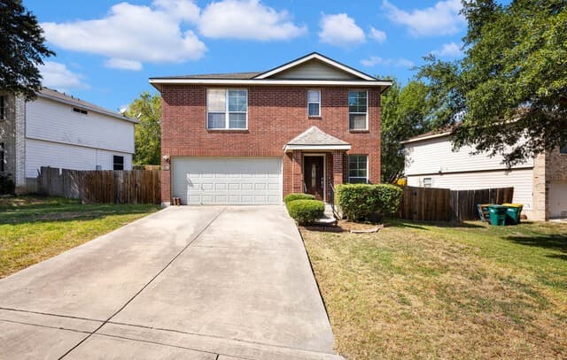 4-bedroom rental at 9111 Spiral Woods in Universal City, TX — photo 1