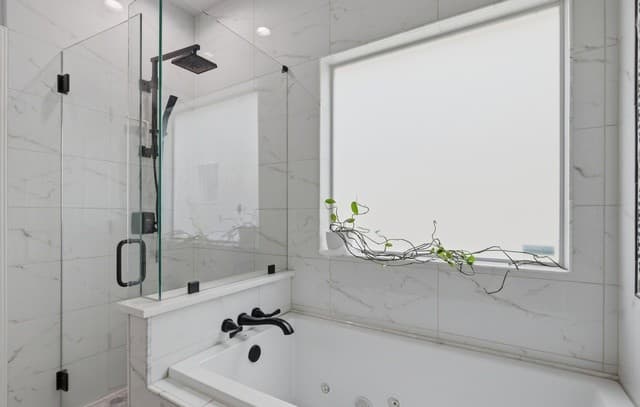 4-bedroom rental at 10426 Sun Ml in San Antonio, TX — photo 4