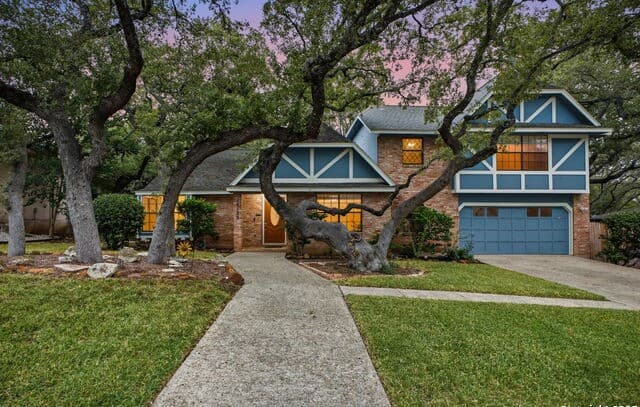 4-bedroom rental at 13123 Hunters Spring St in San Antonio, TX — photo 1