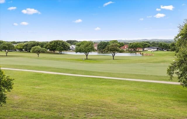 4-bedroom rental at 29429 No Le Hace in Fair Oaks Ranch, TX — photo 4