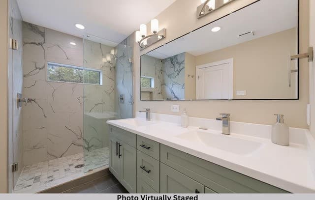 3-bedroom rental at 11710 Vance Jackson Rd Unit 401 in San Antonio, TX — photo 3