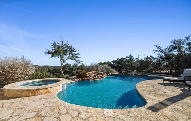 4-bedroom rental at 103 High Sierra Dr in Boerne, TX — photo 1