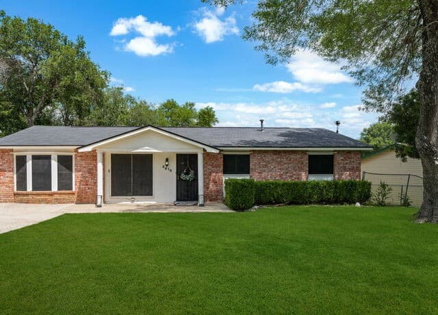 Home for sale at 3010 Dall Trl in San Antonio, TX — photo 2