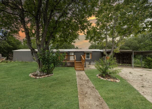 3-bedroom rental at 10323 Hillbrook Rd in Schertz, TX — photo 1