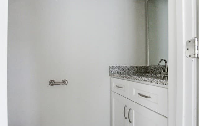 3-bedroom rental at 6714 Utopia Hts in San Antonio, TX — photo 4