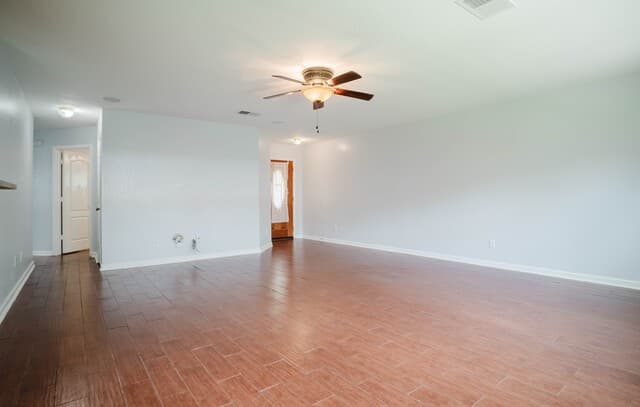 3-bedroom rental at 10510 Bluegrass Pond in San Antonio, TX — photo 5