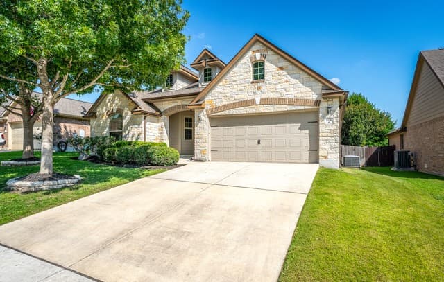 3-bedroom rental at 824 Water Oak in Schertz, TX — photo 1