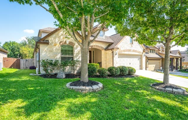 3-bedroom rental at 824 Water Oak in Schertz, TX — photo 3