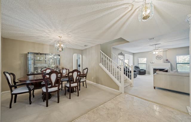 4-bedroom rental at 2214 Stallion Run in San Antonio, TX — photo 3