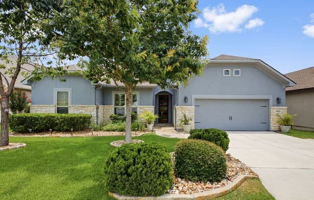 4-bedroom rental at 4058 Monteverde Way in San Antonio, TX — photo 1
