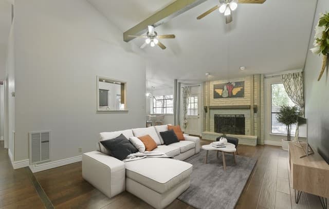 4-bedroom rental at 13914 Sugarberry Woods Street in San Antonio, TX — photo 5