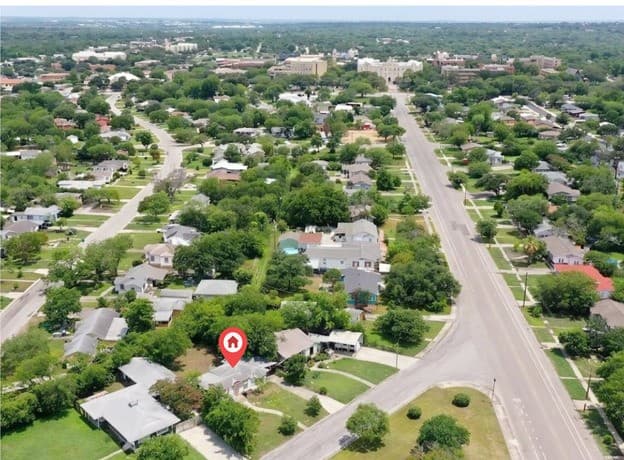 3-bedroom rental at 806 Tulane Dr in San Antonio, TX — photo 5