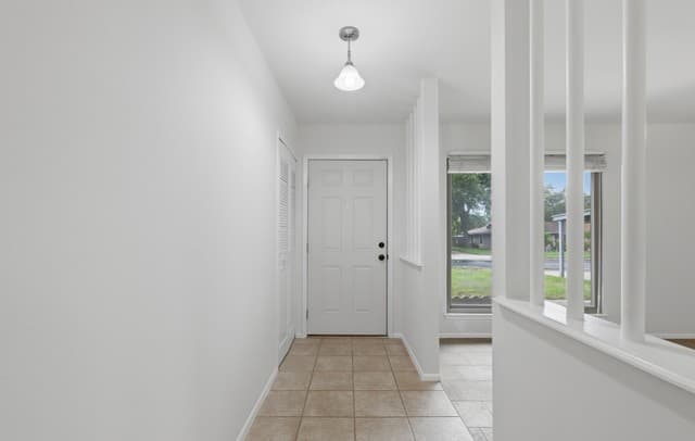 3-bedroom rental at 5039 Round Table Dr in San Antonio, TX — photo 3