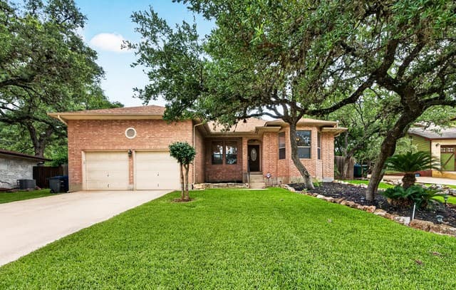 4-bedroom rental at 1847 Mountjoy in San Antonio, TX — photo 1