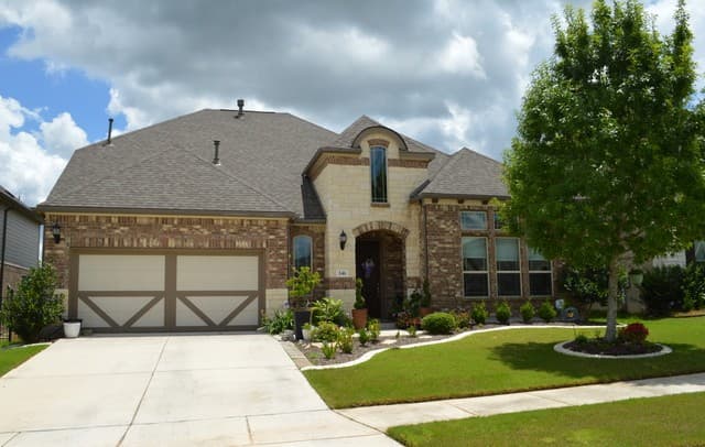 4-bedroom rental at 146 Stablewood Ct in Boerne, TX — photo 1
