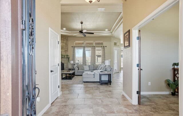 4-bedroom rental at 109 Bucks in La Vernia, TX — photo 2