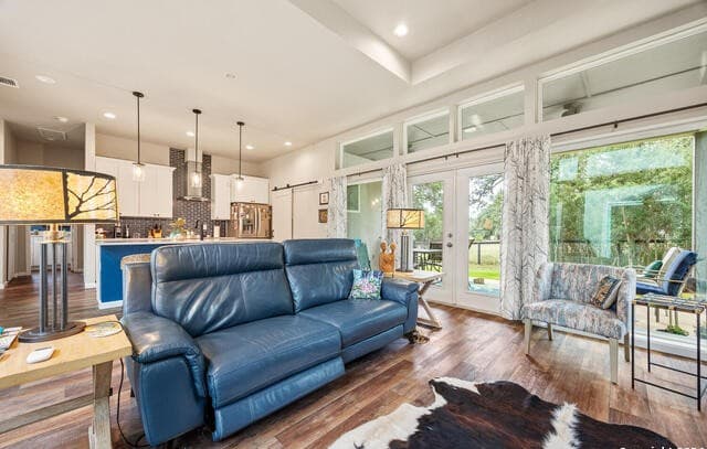 2-bedroom rental at 103 Hans Bell in Blanco, TX — photo 5