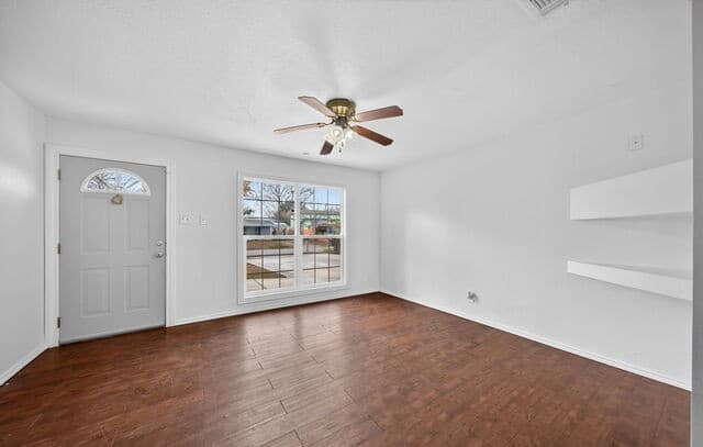 3-bedroom rental at 131 Westmont in San Antonio, TX — photo 5