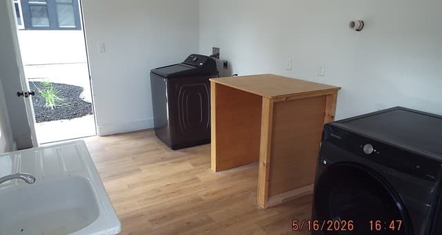 1-bedroom rental at 940 W Mulberry in San Antonio, TX — photo 4