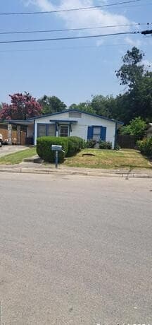 3-bedroom rental at 194 Olga in San Antonio, TX — photo 1