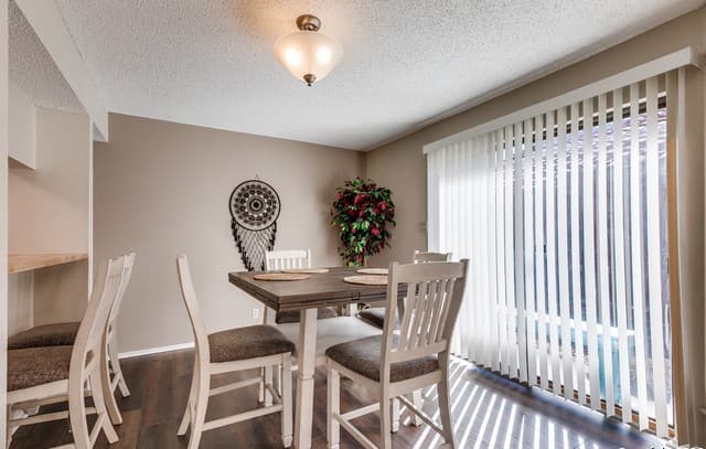 2-bedroom rental at 138 Caleta Bch in San Antonio, TX — photo 3