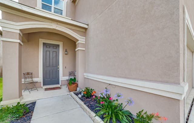 3-bedroom rental at 2414 Cotton Forrest in San Antonio, TX — photo 4