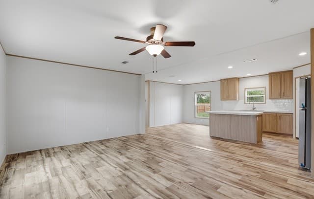 4-bedroom rental at 11859 Jarratt Rd in Atascosa, TX — photo 5