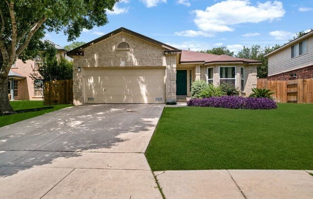 3-bedroom rental at 3680 Gamble in Schertz, TX — photo 2