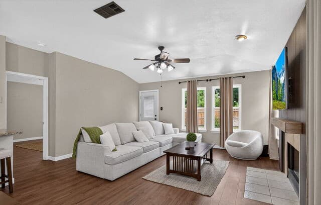 3-bedroom rental at 3680 Gamble in Schertz, TX — photo 5